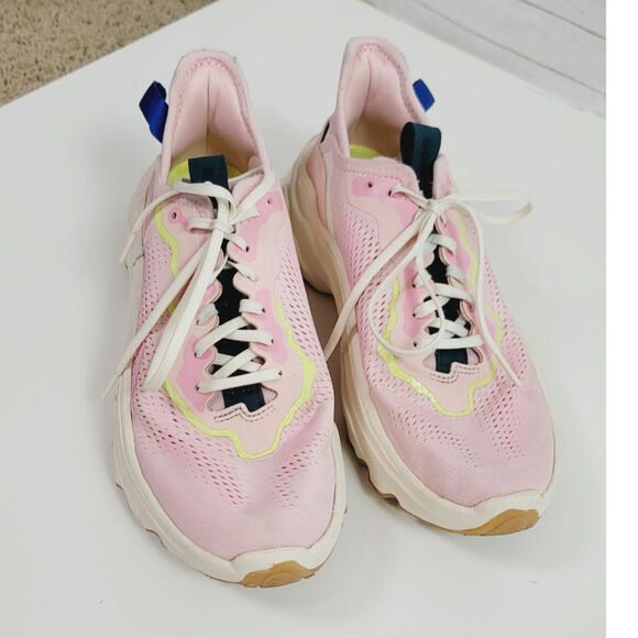 SOREL Kinetic Breakthru Day Lace Sneaker in Vintage Pink/Bleached Ceramic, sz 9 - Picture 1 of 16